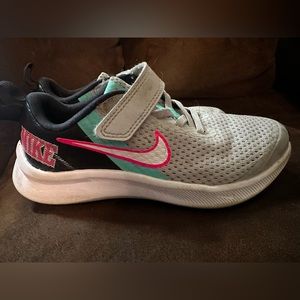 Girls Nike sneakers